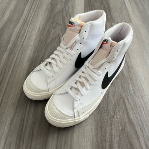 Nike Blazer Mid ‘77 Vintage 🪡